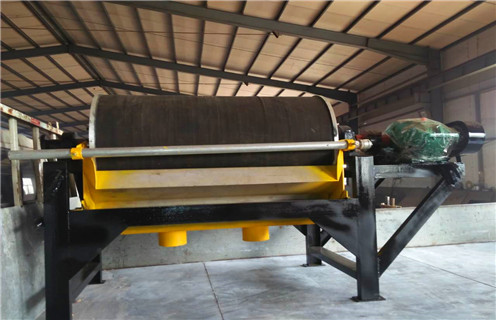 磁选机，HUANQIU.COM环球体育(中国大陆)科技公司磁选机脱水槽的操作主要有哪些？厂家_铁矿磁选机在铁粉选别中起什么作用？磁场一般为多少_磁块如何排列