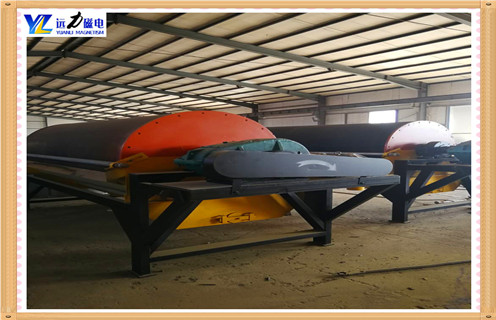 强磁辊式磁选机，面对行业竞争，对辊式HUANQIU.COM环球体育(中国大陆)科技公司努力发展_单筒面对行业竞争，对辊式HUANQIU.COM环球体育(中国大陆)科技公司努力发展磁场一般为多少_磁块如何排列