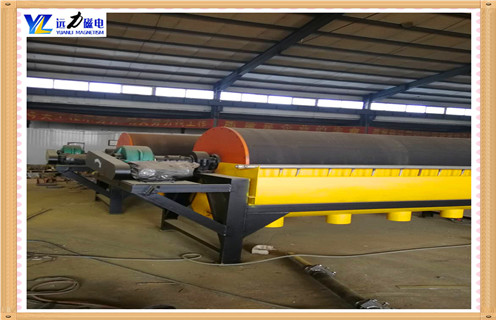 选磁选机时看厂家还是重点看价格，大家在选磁机时，有人关注生产厂家，有人关注磁选机价格，那么我们到底该重点关注哪个呢?HUANQIU.COM环球体育(中国大陆)科技公司小编告诉您：重点选厂家，找有口碑的厂家做产品您会更放心，远力磁选机有口皆碑!是您放心之选!