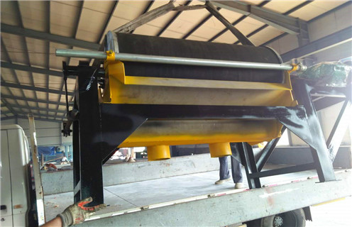 湿式永磁筒式磁选机底部 湿式永磁筒式磁选机底部